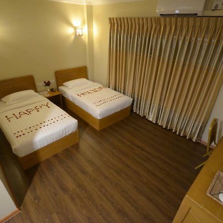 Inle Strand Hotel 낭쉐 외부 사진