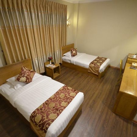 Inle Strand Hotel 낭쉐 외부 사진
