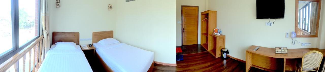 Inle Strand Hotel 낭쉐 외부 사진