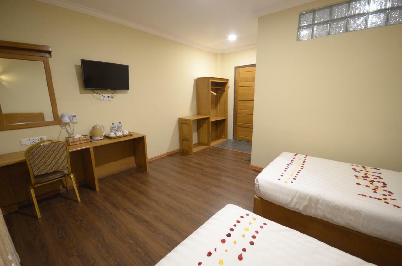 Inle Strand Hotel 낭쉐 외부 사진