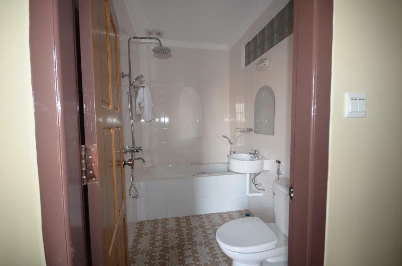 Inle Strand Hotel 낭쉐 외부 사진