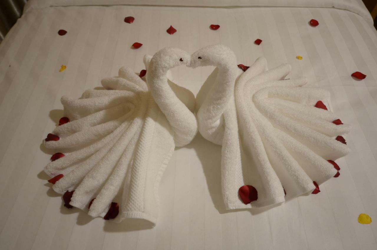 Inle Strand Hotel 낭쉐 외부 사진