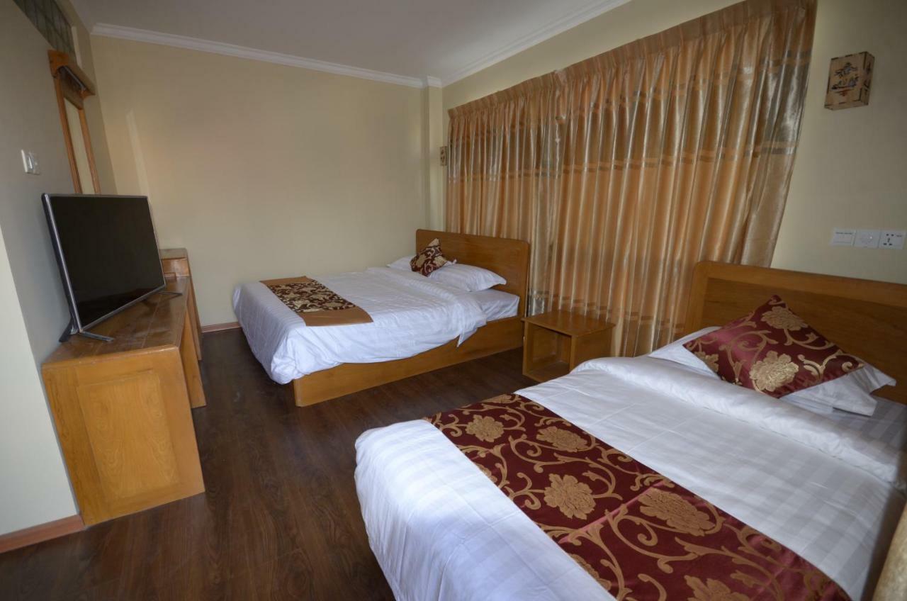Inle Strand Hotel 낭쉐 외부 사진